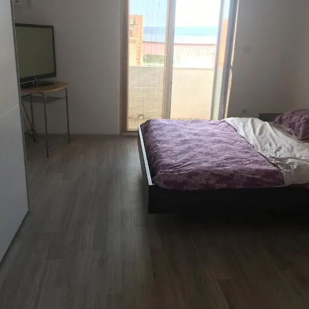 Apartment House Miljak